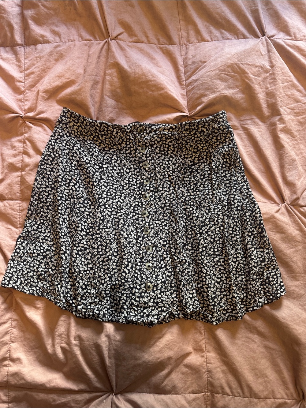 American Eagle Outfitters Black Mini Skirt with White Ditsy Floral